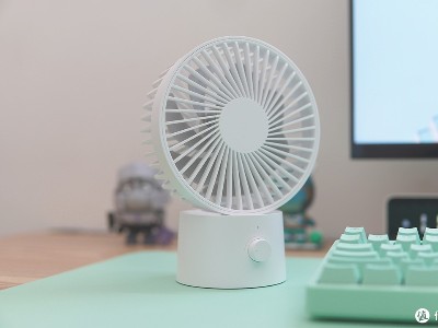 炎炎夏日，ABS材质小风扇瞬间胶粘接固化