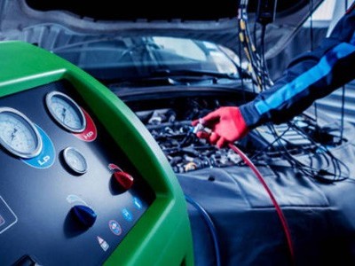 如何选择汽车空调压缩机密封胶？聚力密封胶绝缘密封性能优