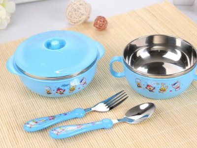 儿童餐具硅胶粘接使用案例，用聚力您放心！