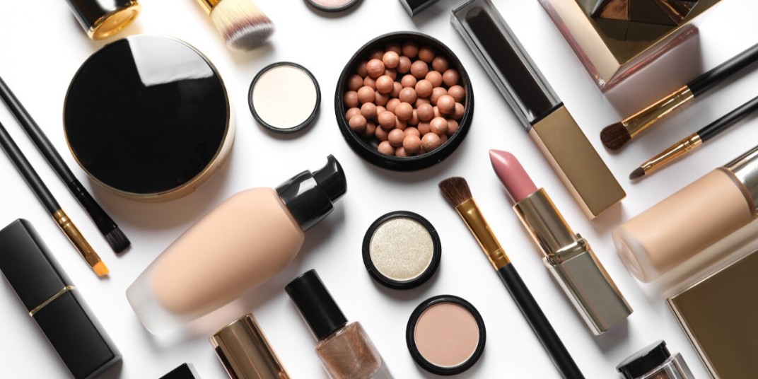 聚力PP塑料胶水通过FDA认证适用于化妆品容器。