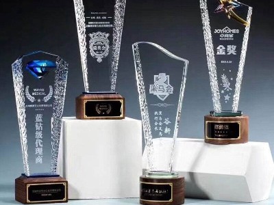 聚力uv胶在玻璃粘金属上的应用