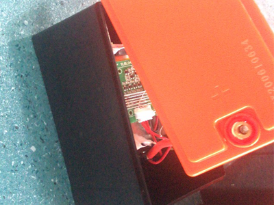 ABS电瓶盖专用胶水，使用聚力牌电子密封胶密封性能好